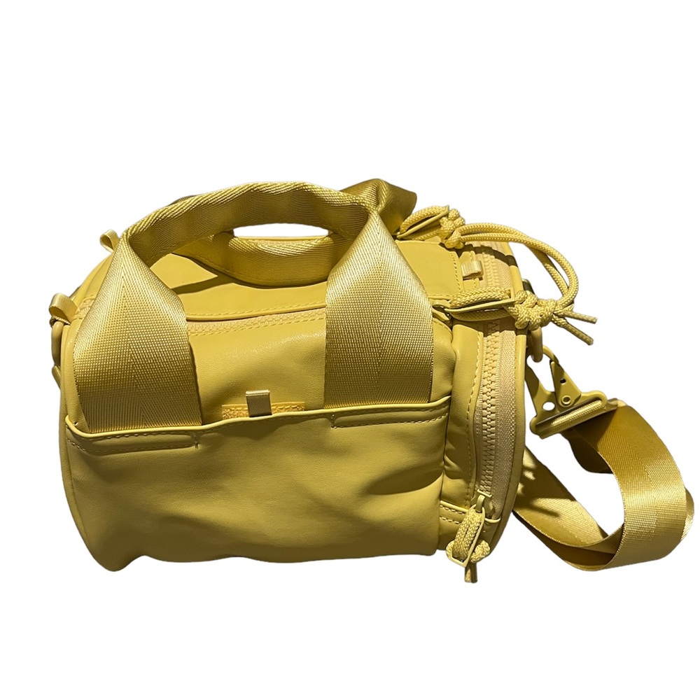 Fabletics Vegan Leather Mini Bag
Dijon Yellow
